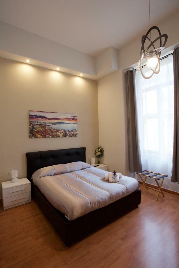 Bed and Breakfast Metronapoli Екстер'єр фото