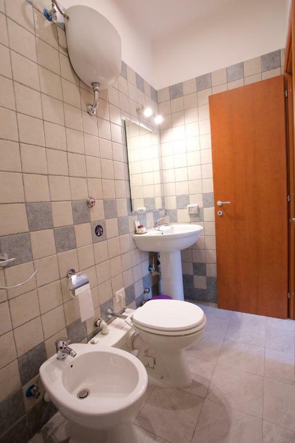 Bed and Breakfast Metronapoli Екстер'єр фото